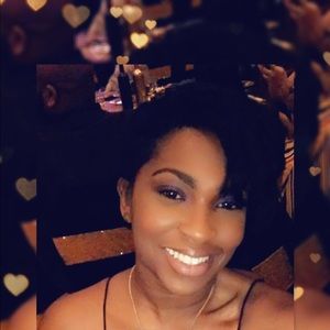 Meet your Posher, Brittney